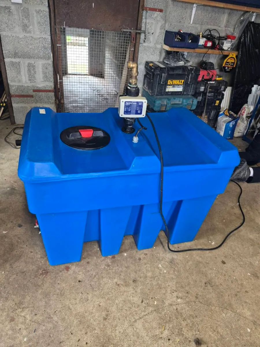 270 litre atlantic explorer and 50 gallon aquabox - Image 4