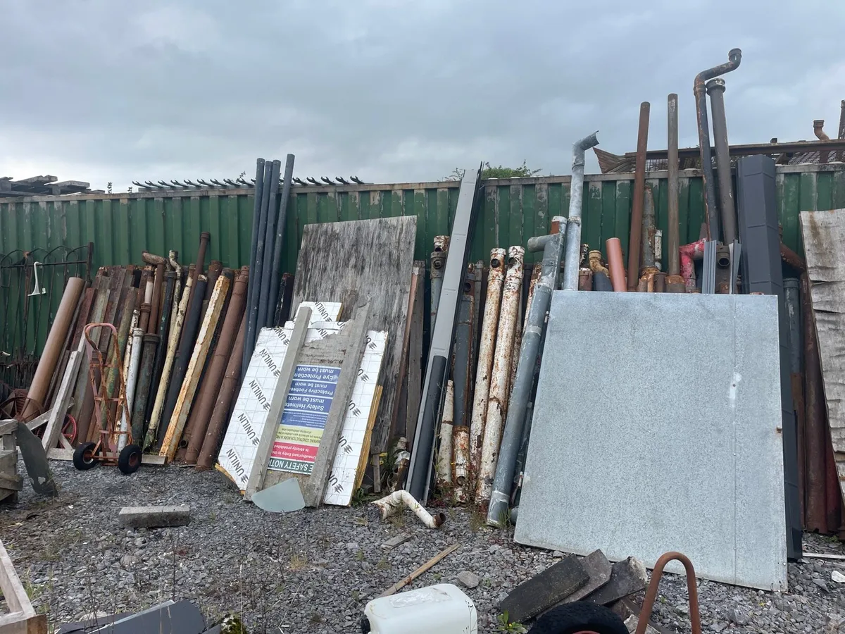 Cast iron down pipes gutters - Image 1