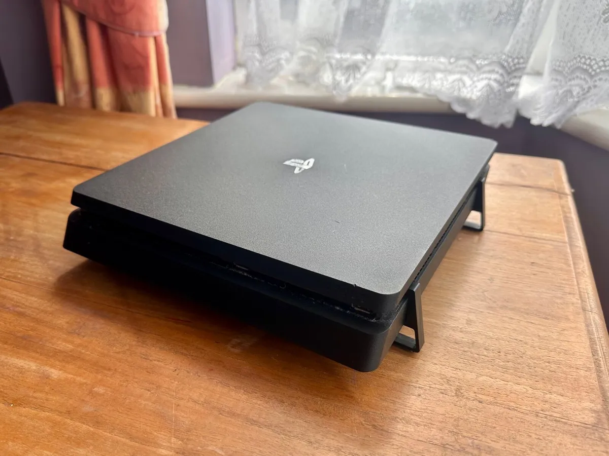 PlayStation 4 Slim 500GB + 2 Controllers +HDMI ps4 - Image 3