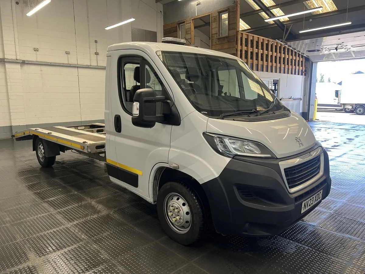 2023 Peugeot Boxer Transporter Van - Image 1