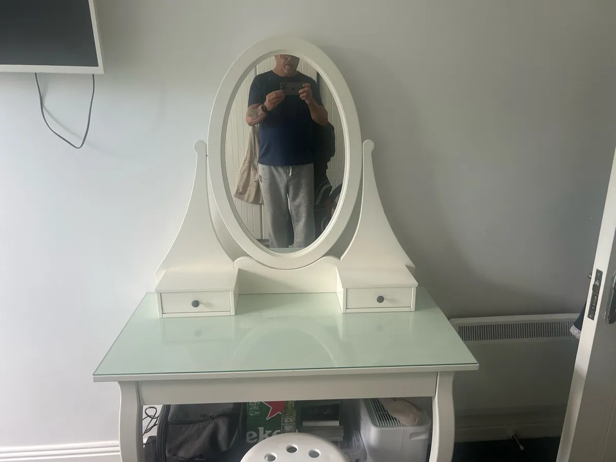 Dressing table - Image 2