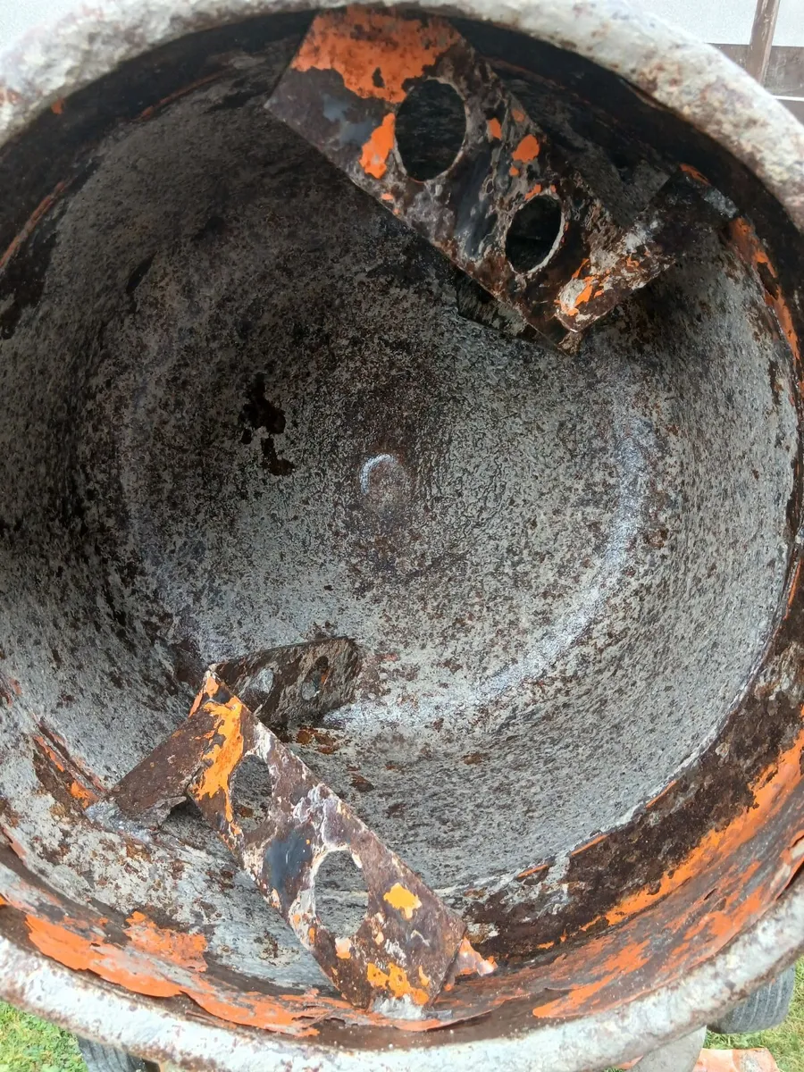 Cement Mixer - Image 2