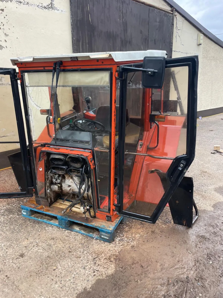SAME Laser 130 Cab - Image 1