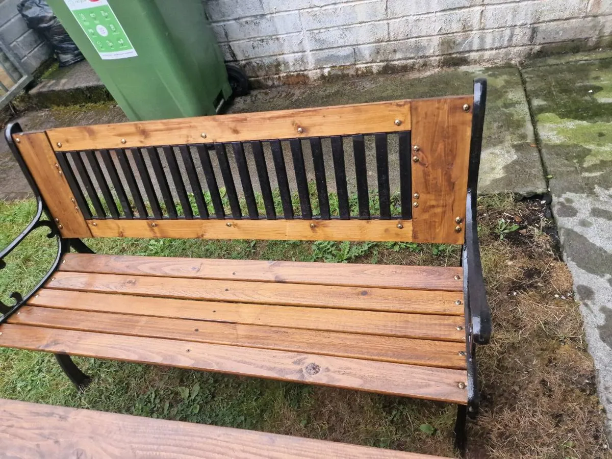 ●Heavy Cast iron garden set ●  bench x2 + table - Image 4