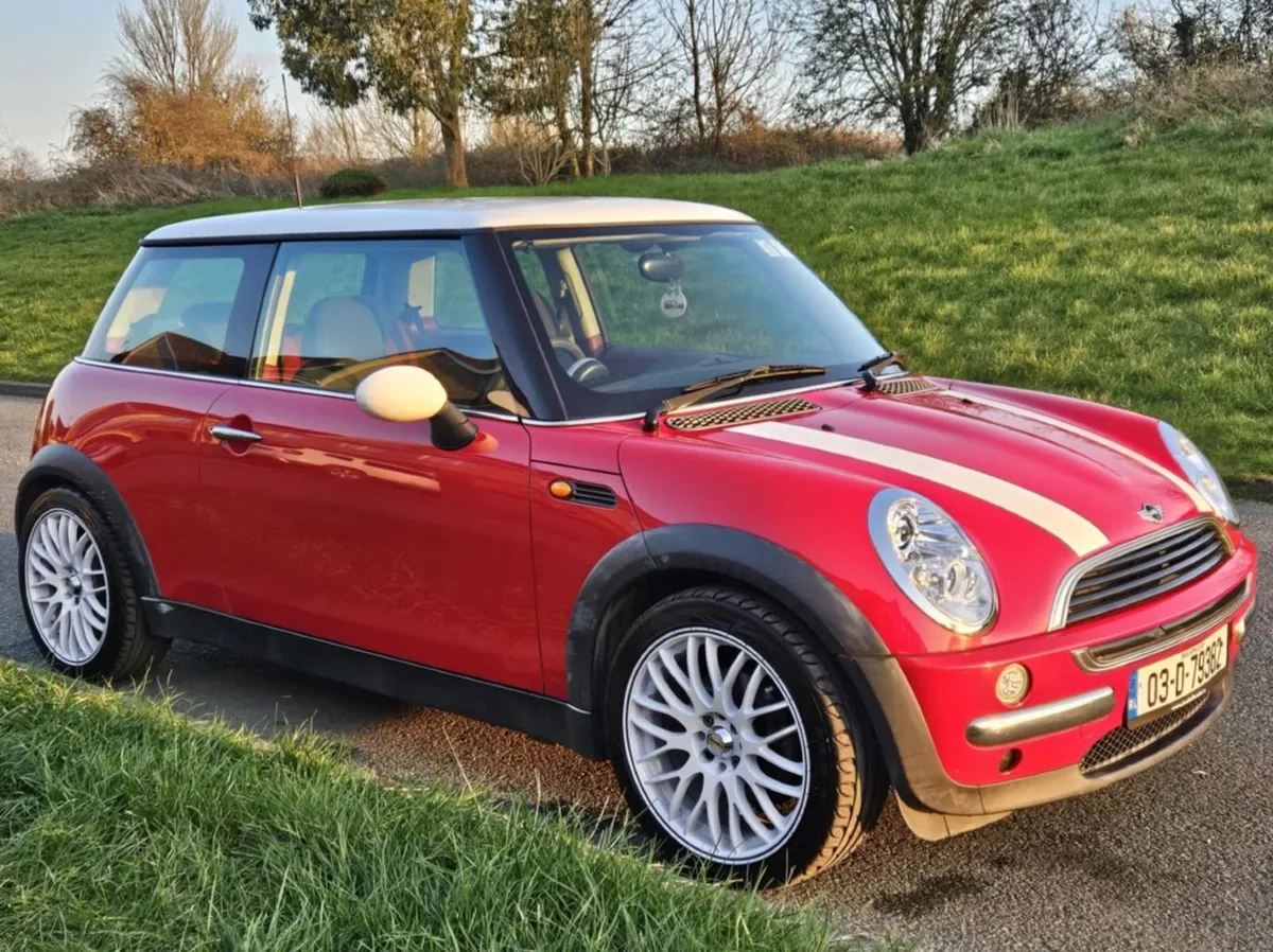 2003 R50 Mini One 1.6cc - FOR REPAIR - READ AD. - Image 3