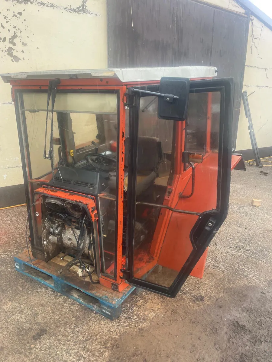 SAME Laser 130 Cab - Image 2