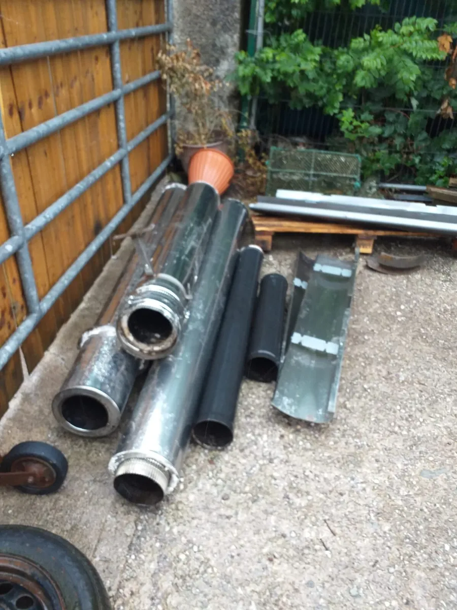 2 stoves and flues - Image 4