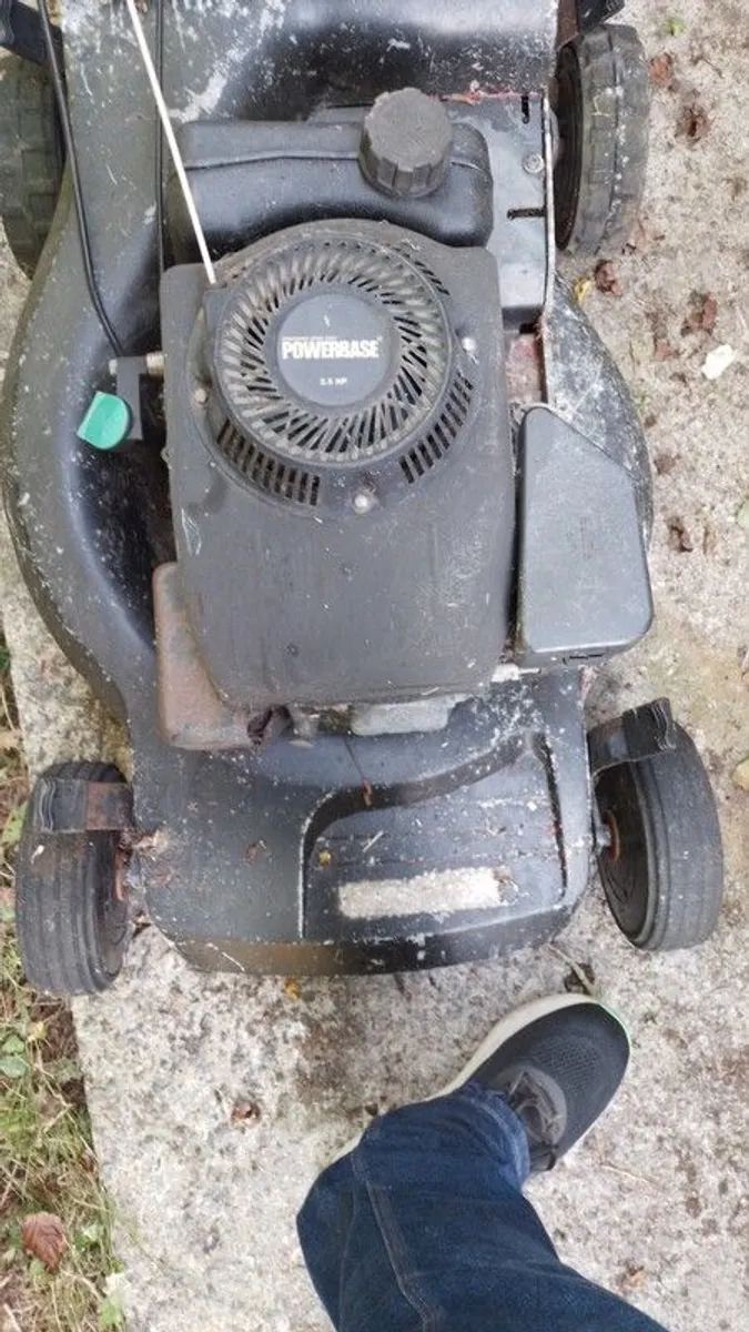 lawnmower - Image 1