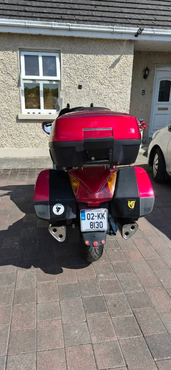 Honda pan european 1300 - Image 2