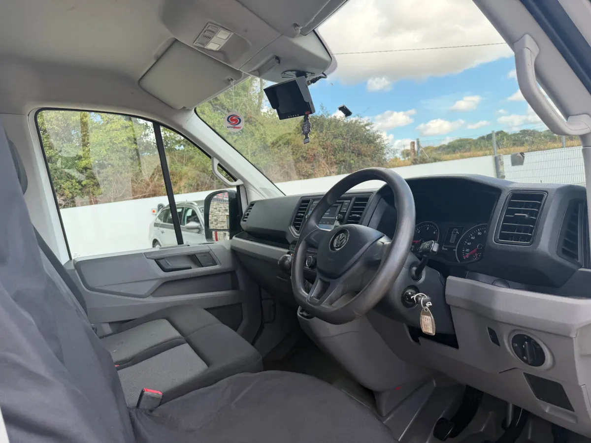 Volkswagen Crafter 2021 - Image 3