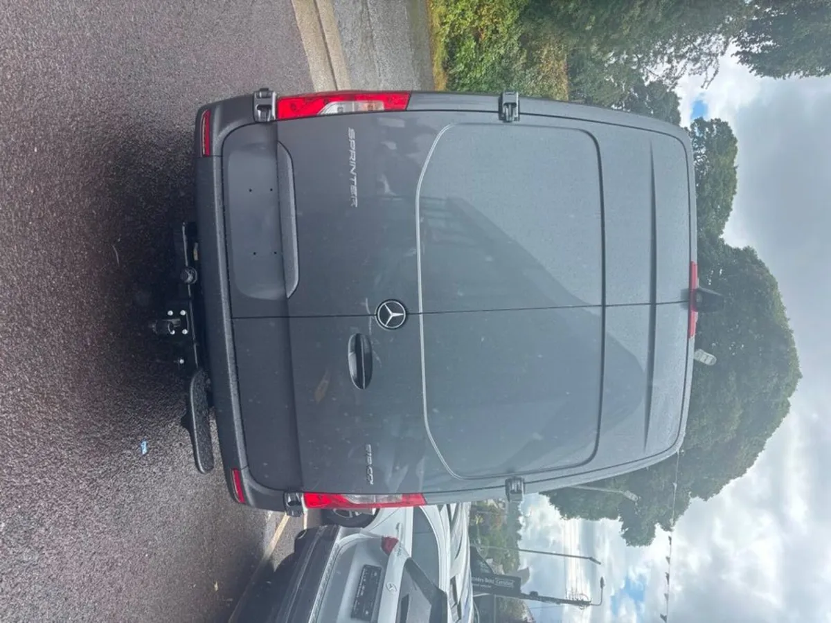 Mercedes-Benz Sprinter 519LWB PRO AUTOMATIC 3500KG - Image 4