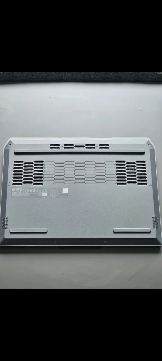 LENOVO LOQ RTX 5060 - Image 4