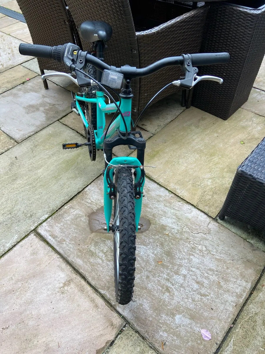 Child’s. Bicycle - Image 2
