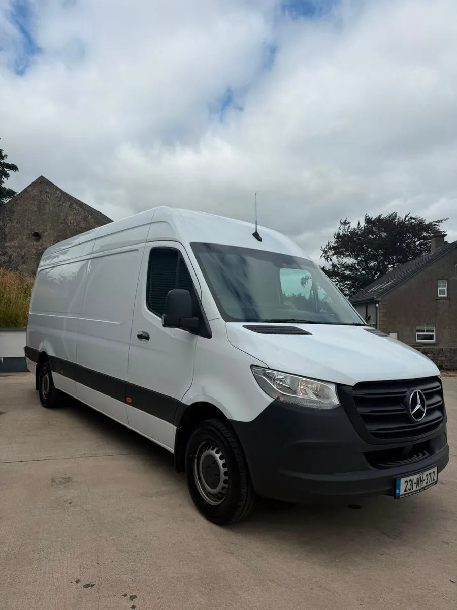 ROI REG!! Mercedes-Benz Sprinter 2023 - Image 3