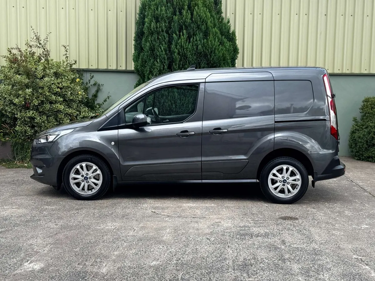 Ford Transit Connect 2023 - Image 4