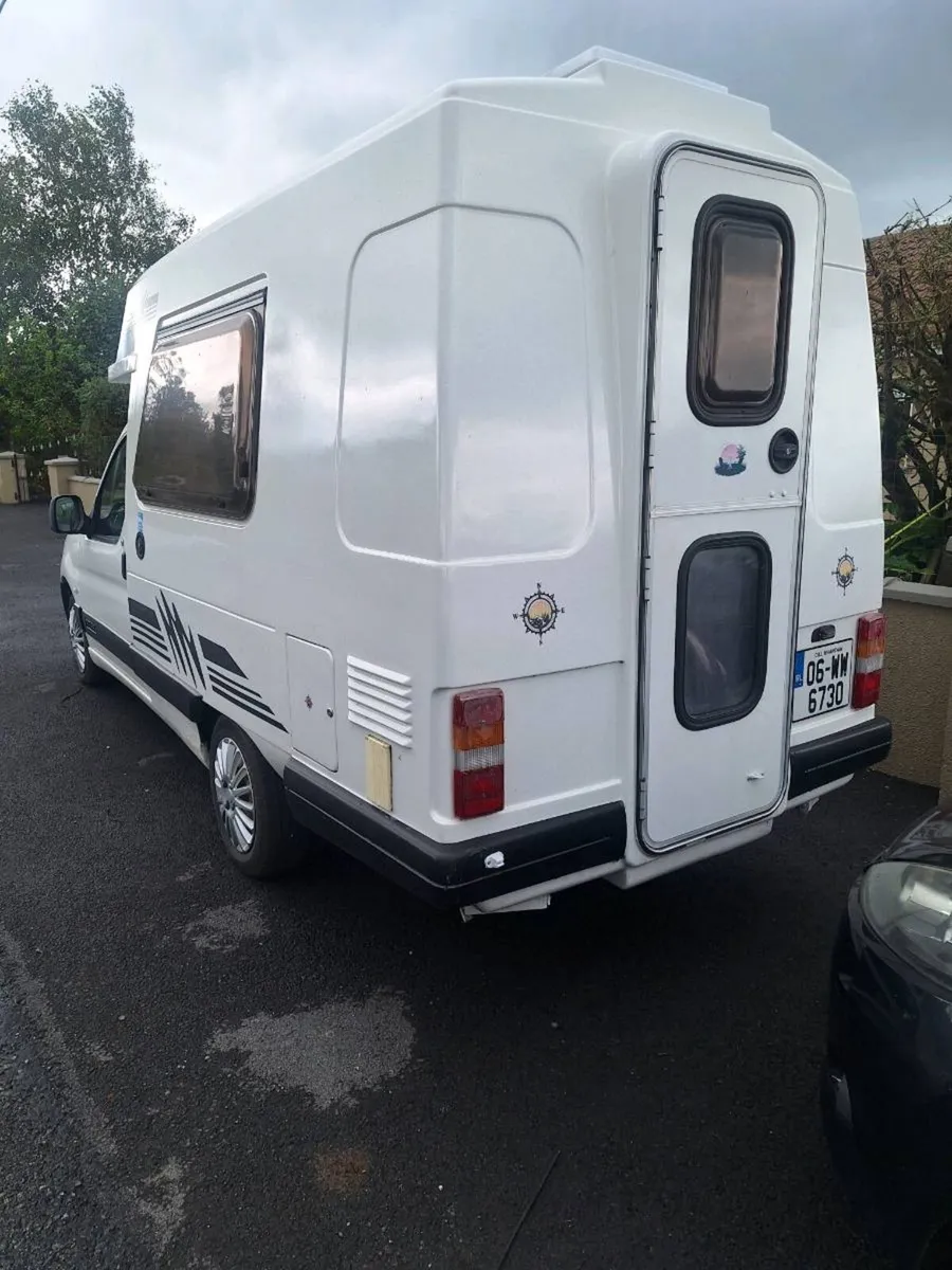 Camper - Image 2