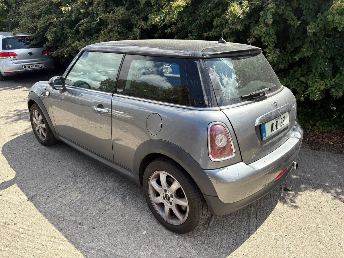 2010 Mini Cooper - Image 4