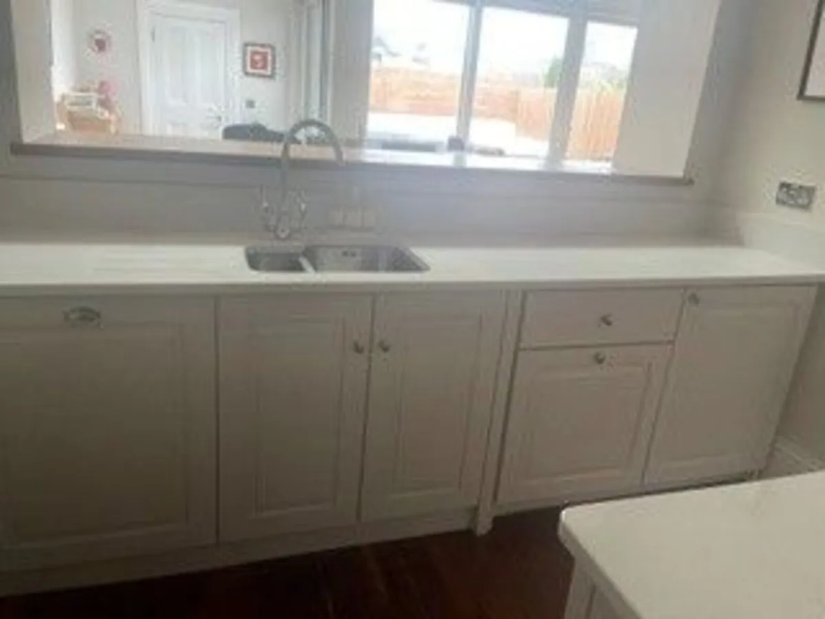 Solid wood kitchen for sale - Image 4