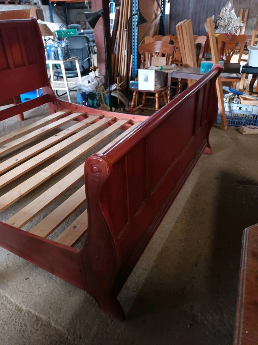 Sleigh Bed - Image 3