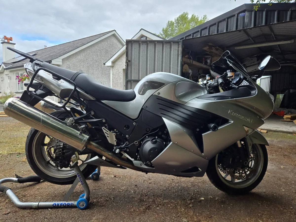 Kawasaki ZZR 1400 - Image 4