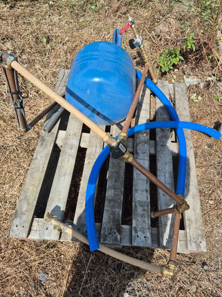 Hot Water Cylinder and Expansion Kit - Image 2