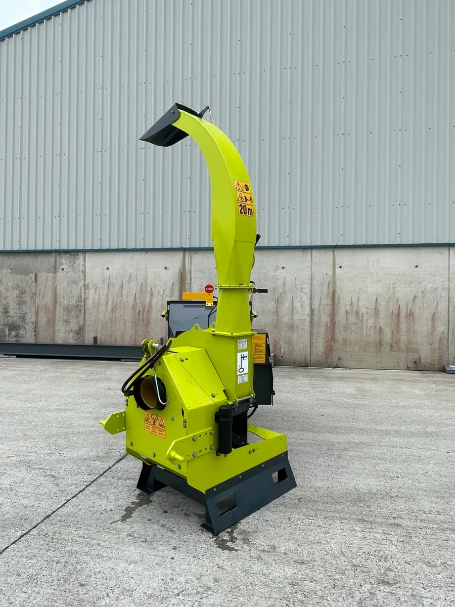 Junkkari HJ 172 G Woodchipper - Image 4