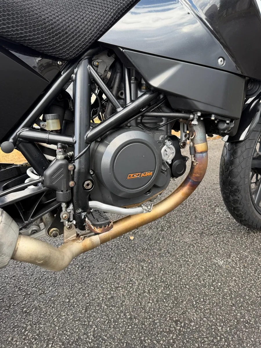 KTM Duke 690 - Image 4