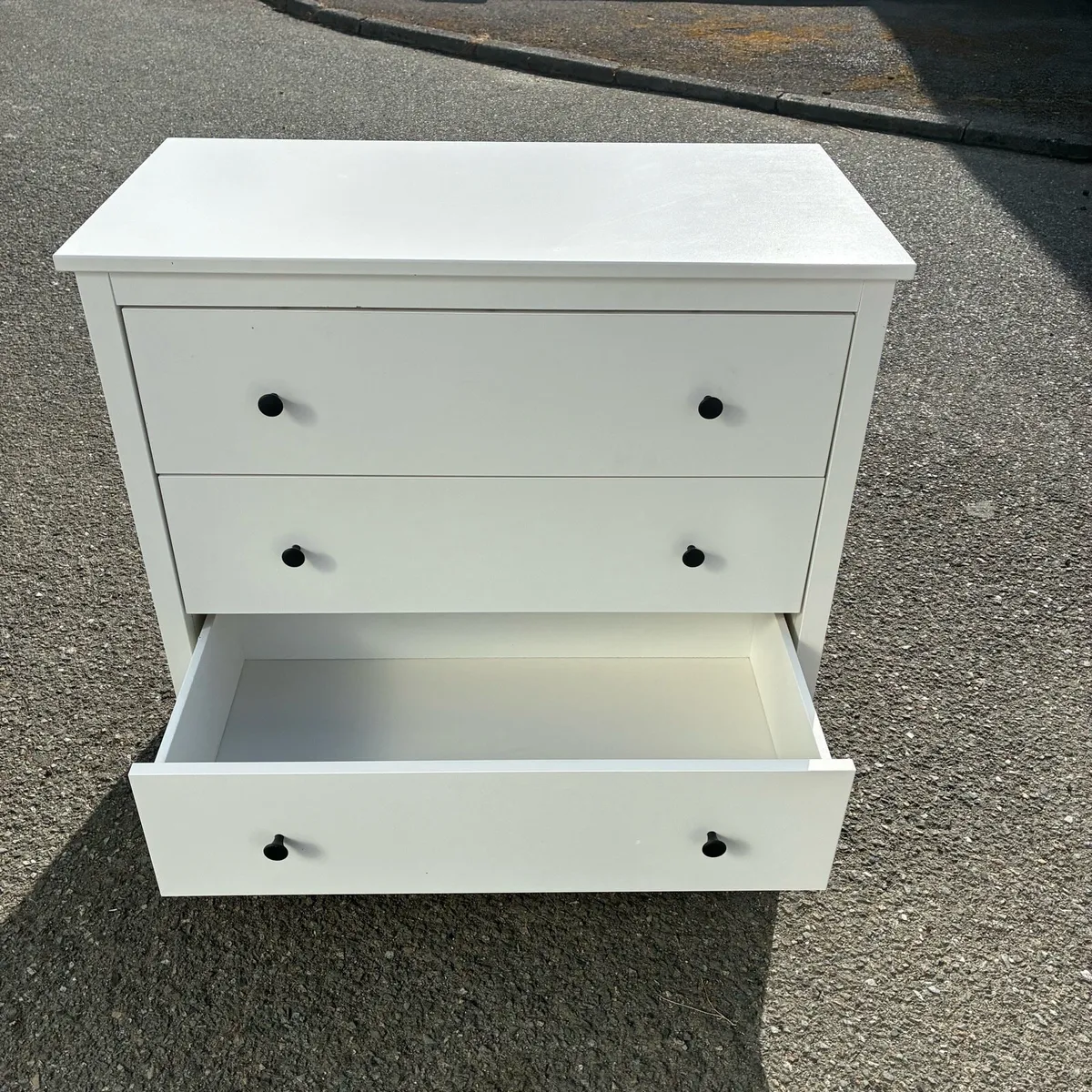 VGC!! White Chest of 3 Deep Drawers - Image 2