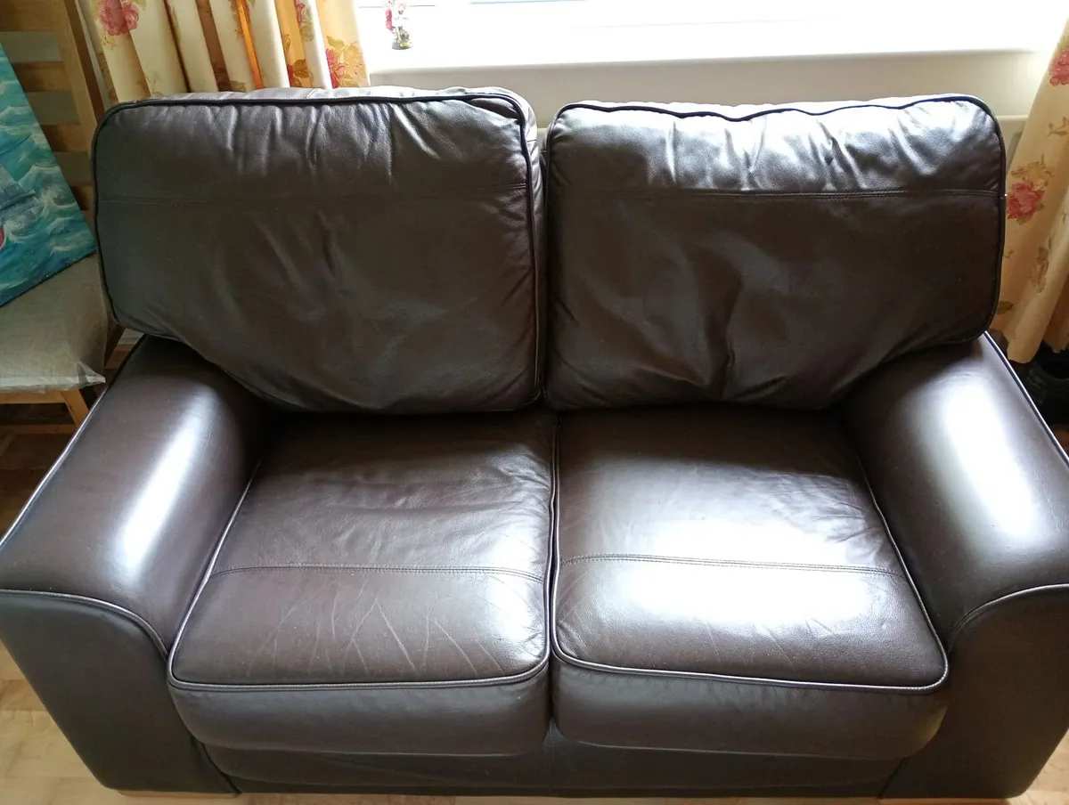 Leather two-seater sofa, leather coffee table. - Image 1