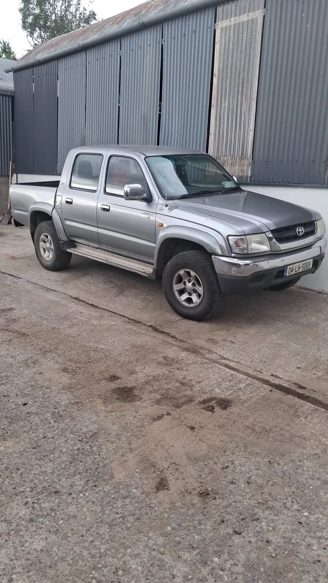 Toyota hilux - Image 1