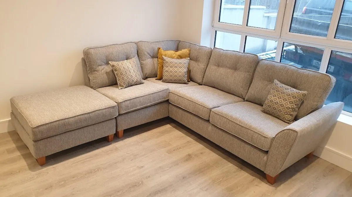 Ez living corner sofa - Image 1