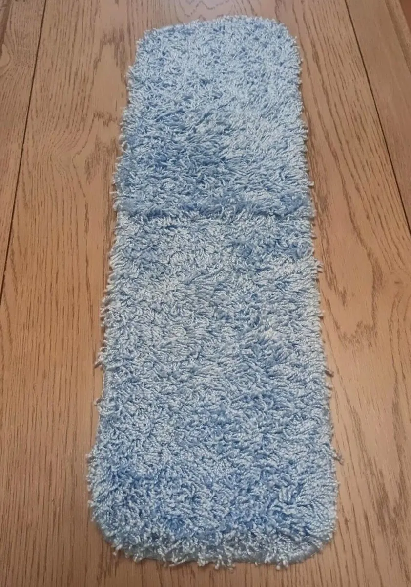 Carpet Non Slip Stair Treads x 12 - Image 2