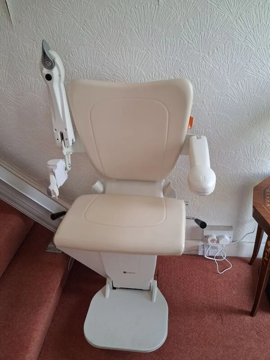 stairlift for sale - Image 1