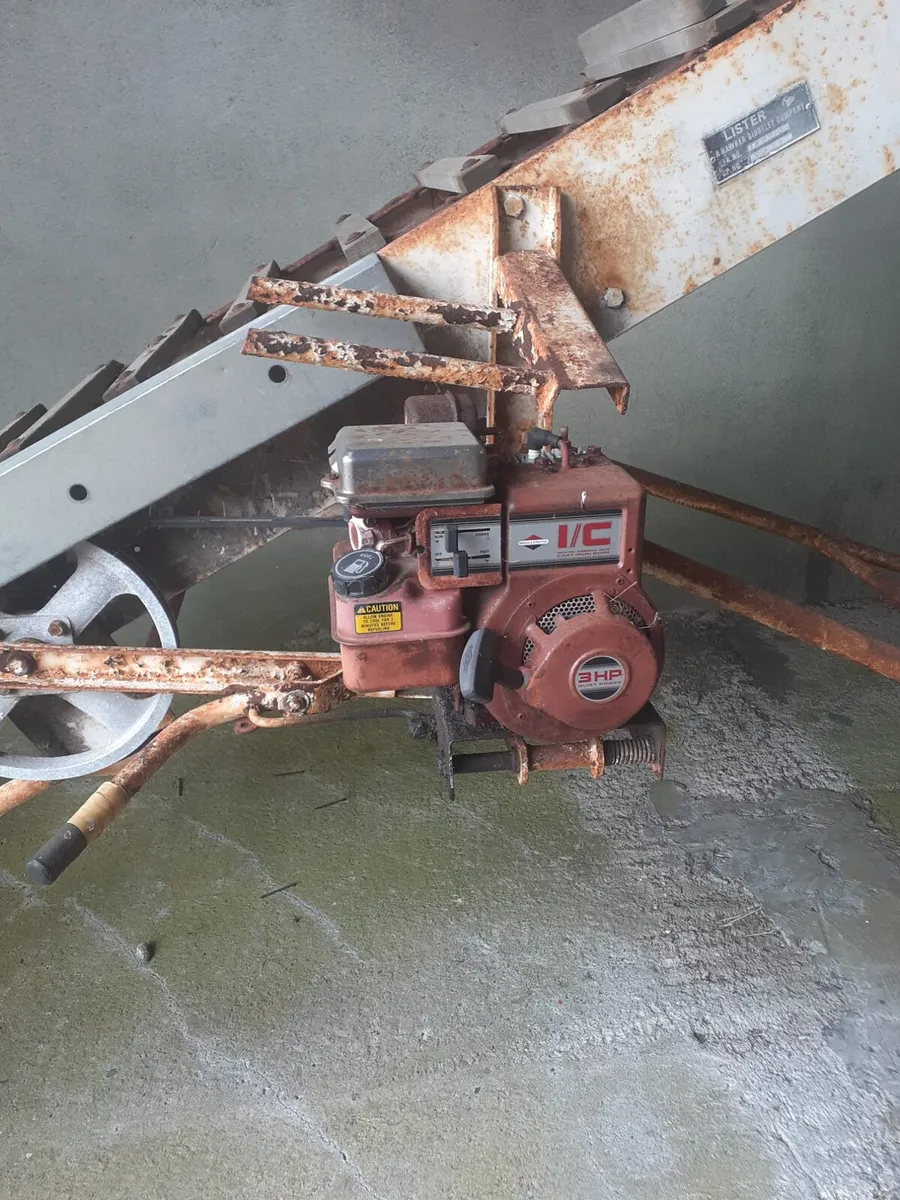 Leister Bale Elevator - Image 3