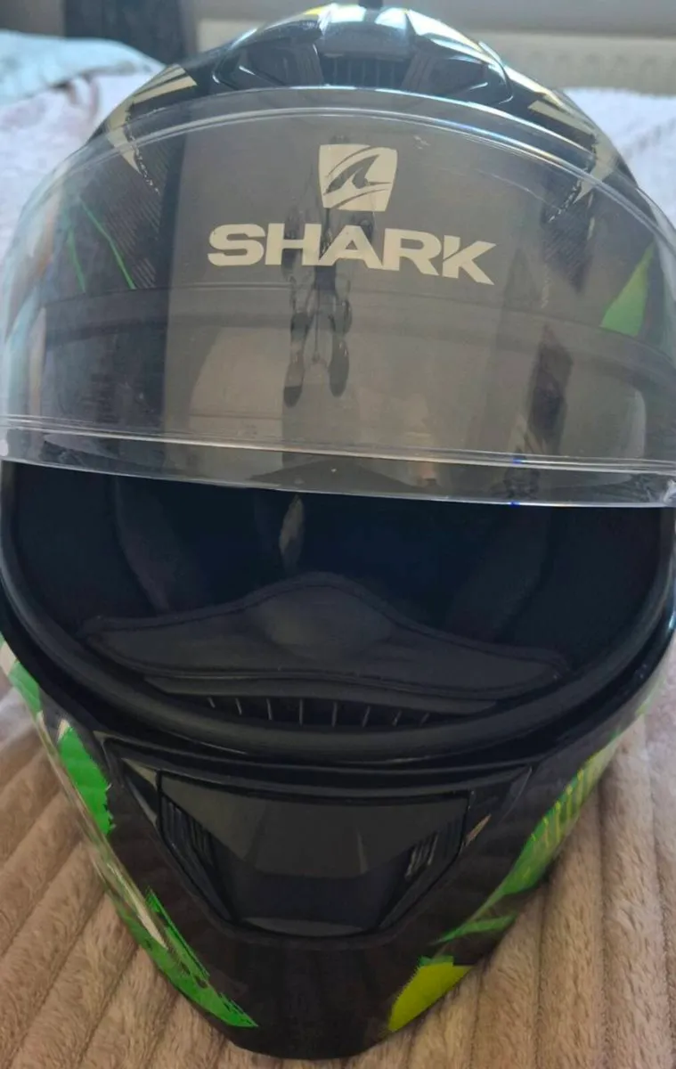 Motorcycle helmet - Image 3