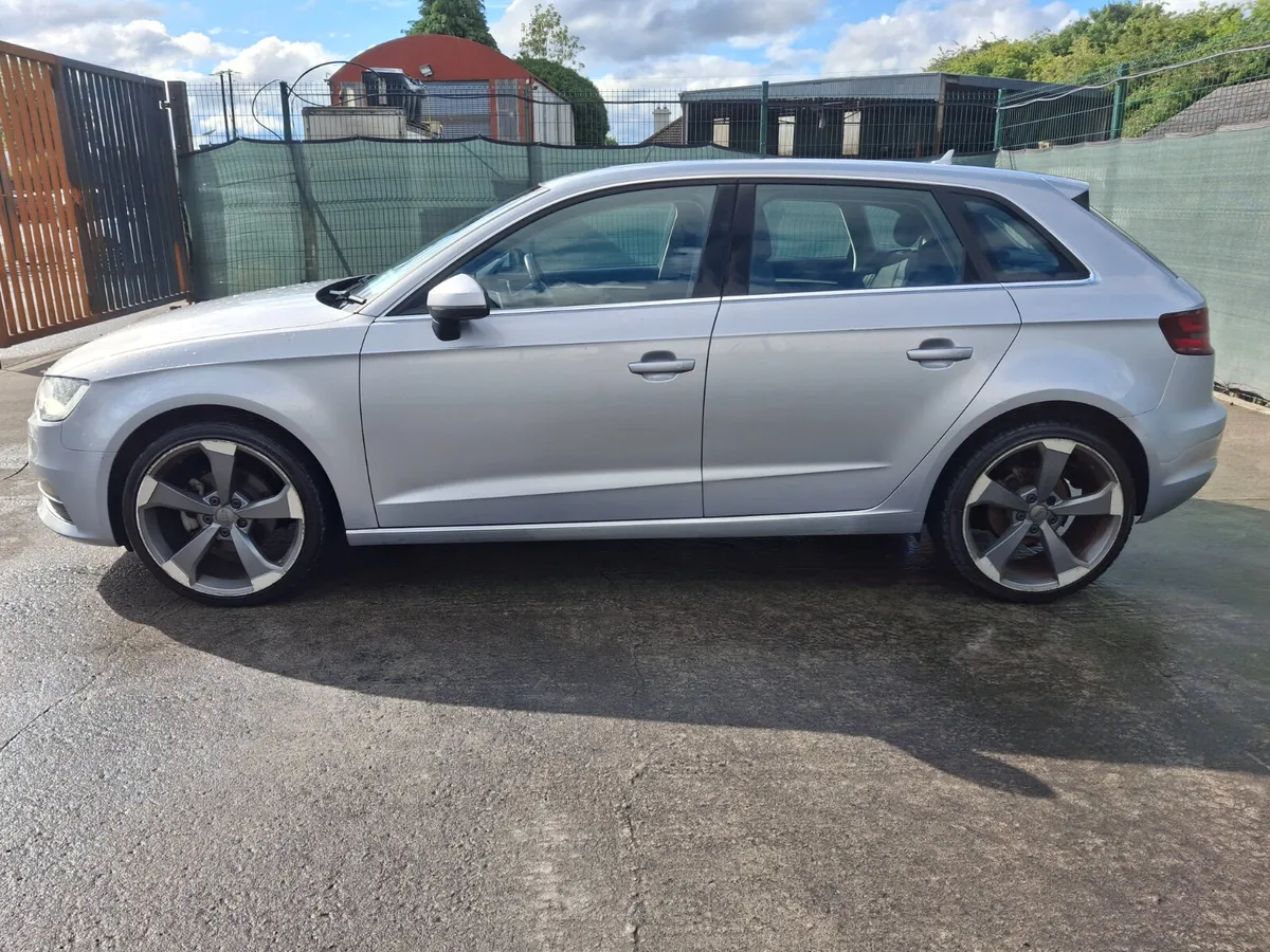 2015 Audi A3  Sportback TDI Very Light Damage - Image 2