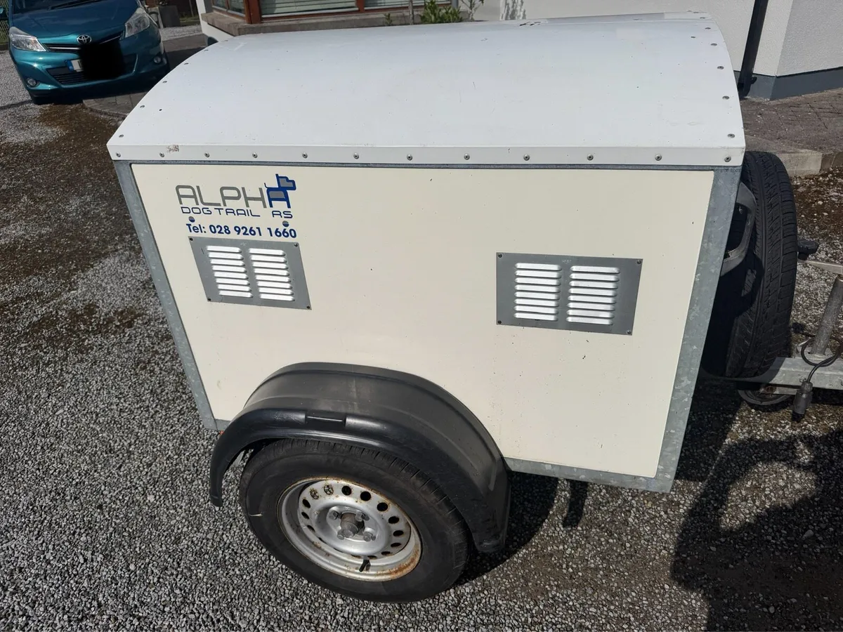 Factory built dog trailer - Image 2