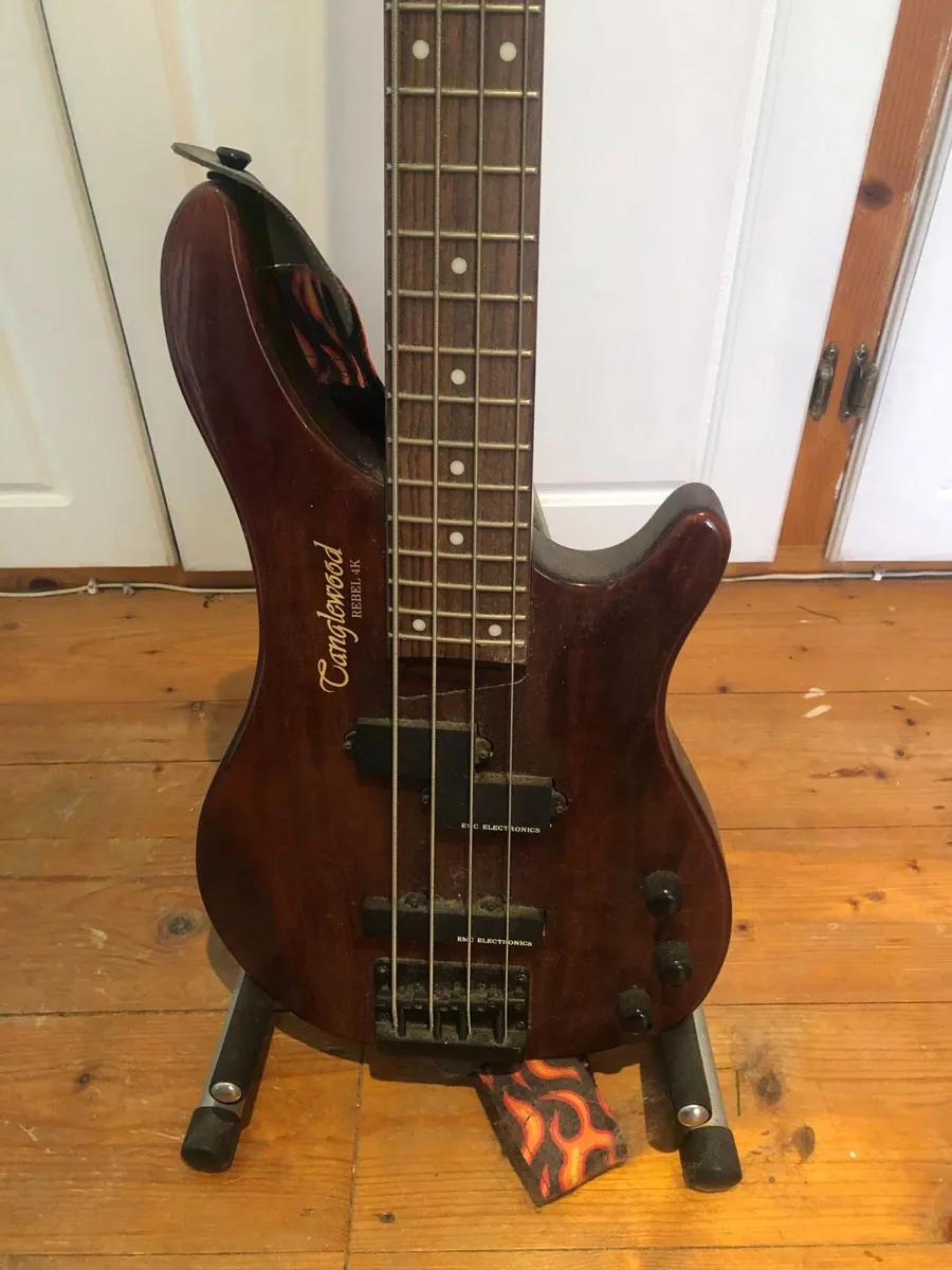 Tanglewood bass guitar Rebel 4K - never giged - Image 3