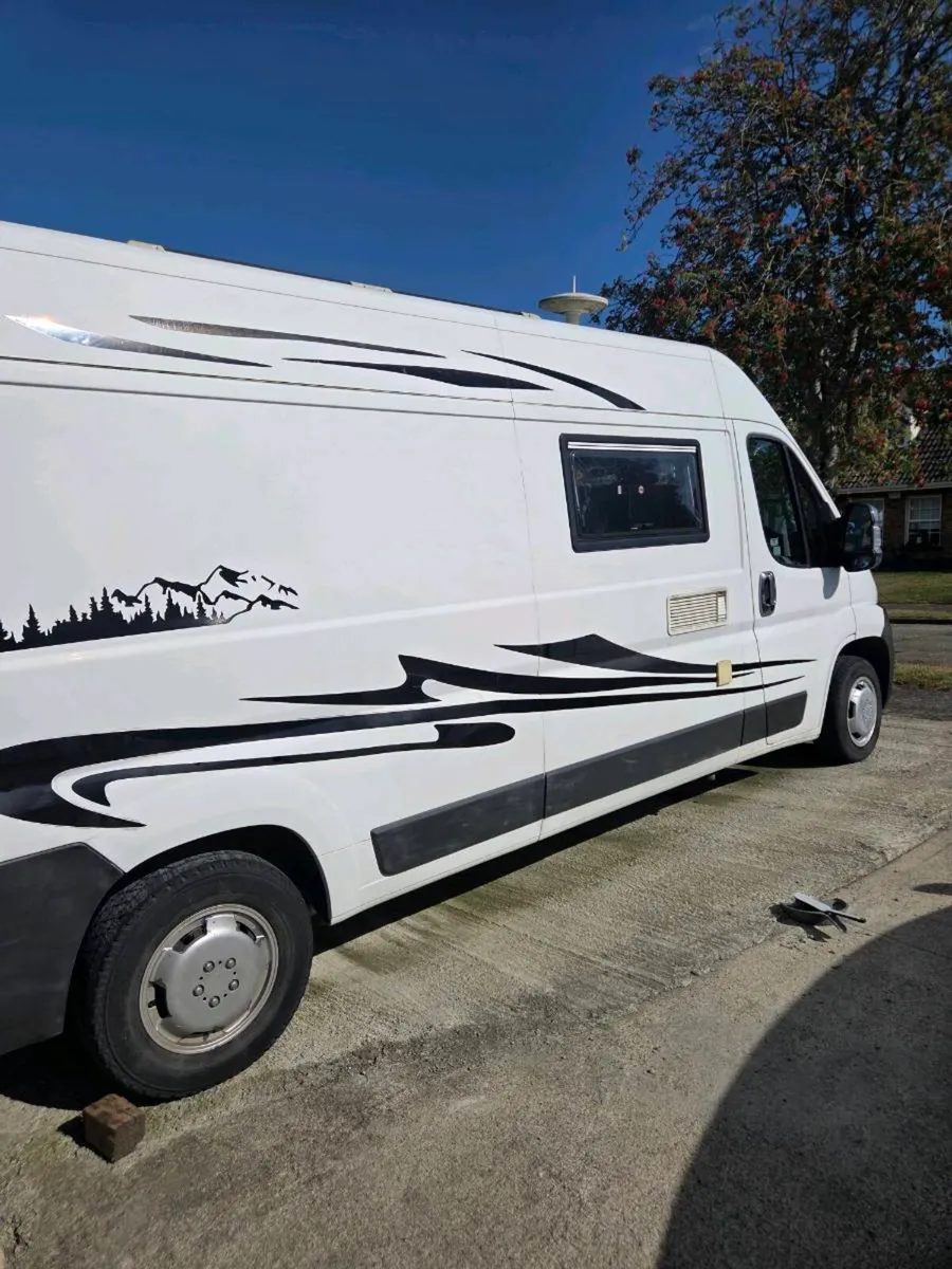 Campervan - Image 2