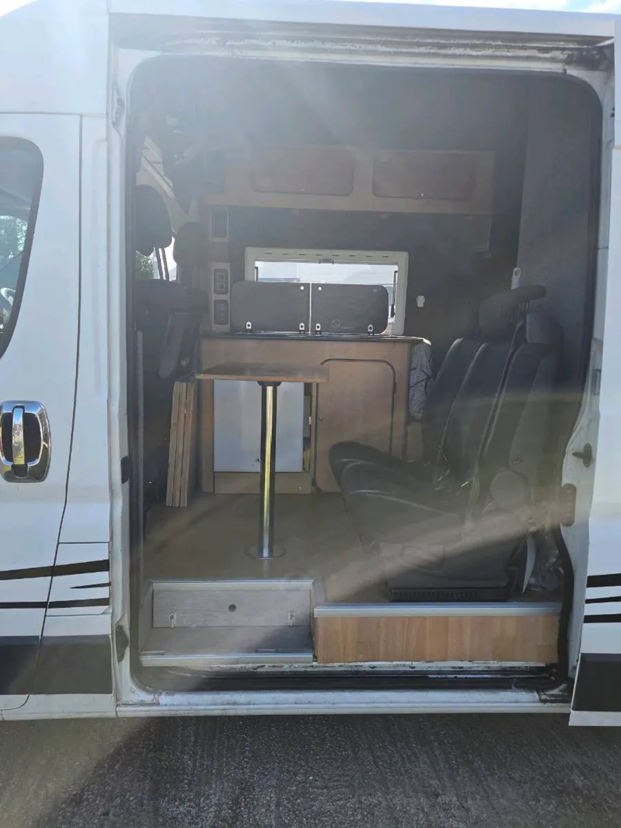 Campervan - Image 3