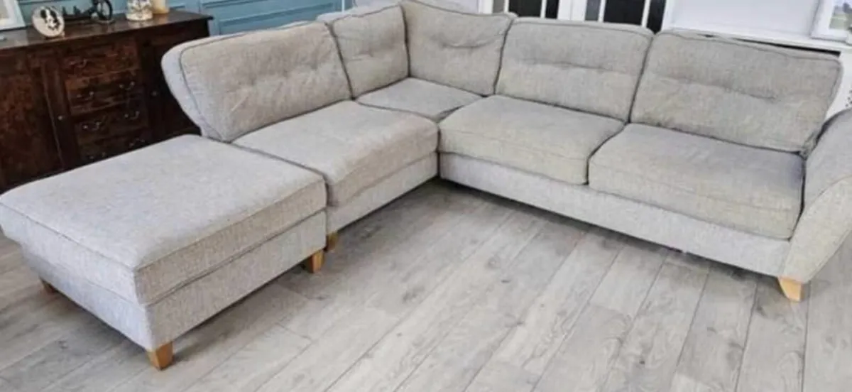 Corner sofa - Image 1