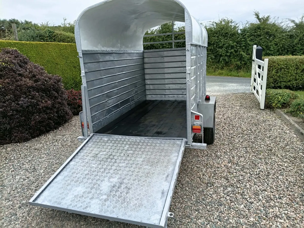 Trailer / Livestock / New Tyres - Image 2