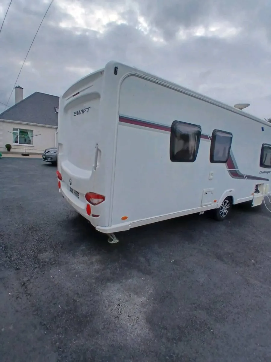 2011 Swift challenger 580 - Image 4