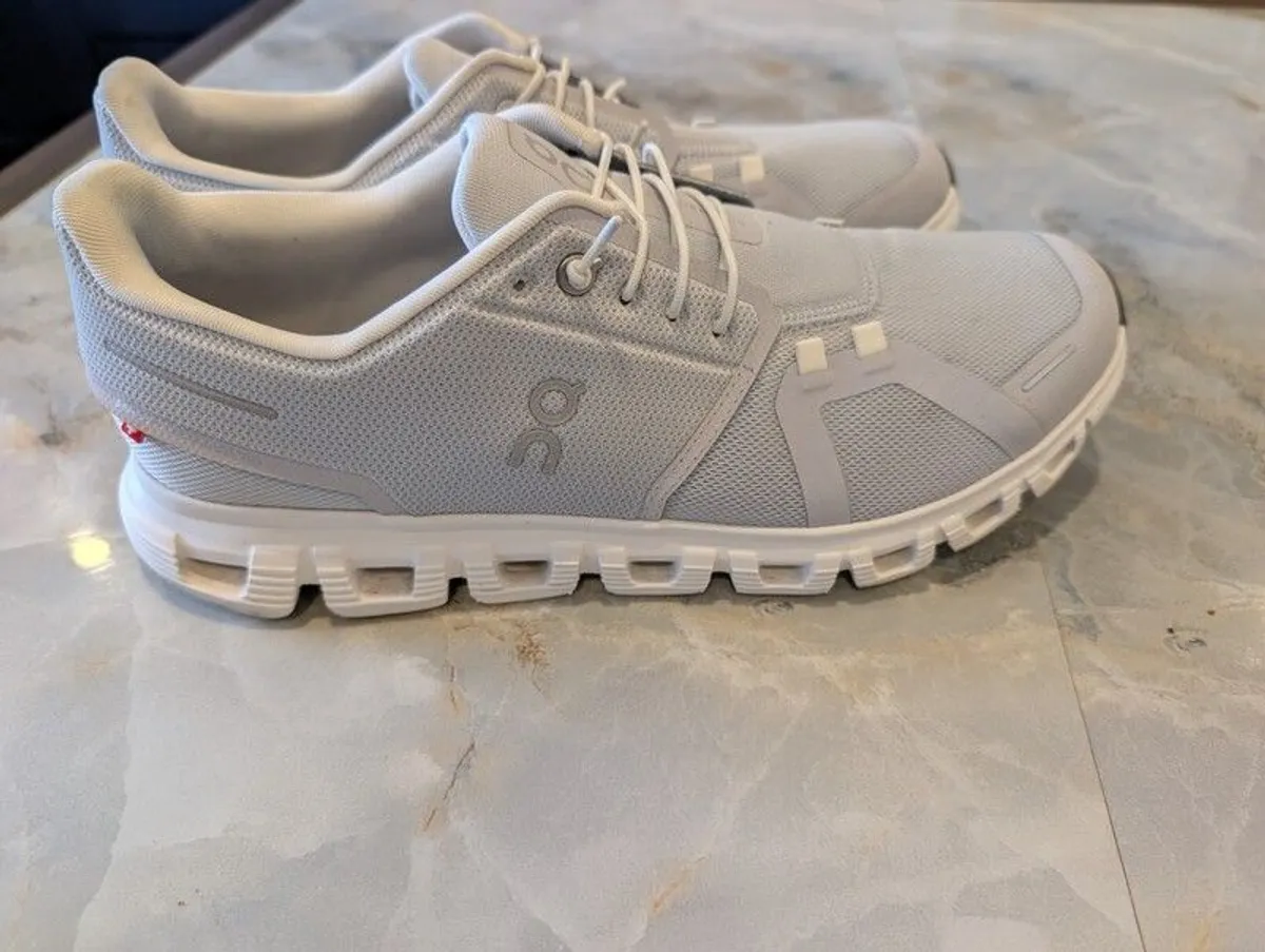 runners - Image 1