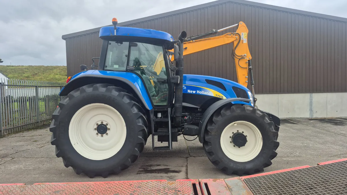 New Holland T7550 - Image 3