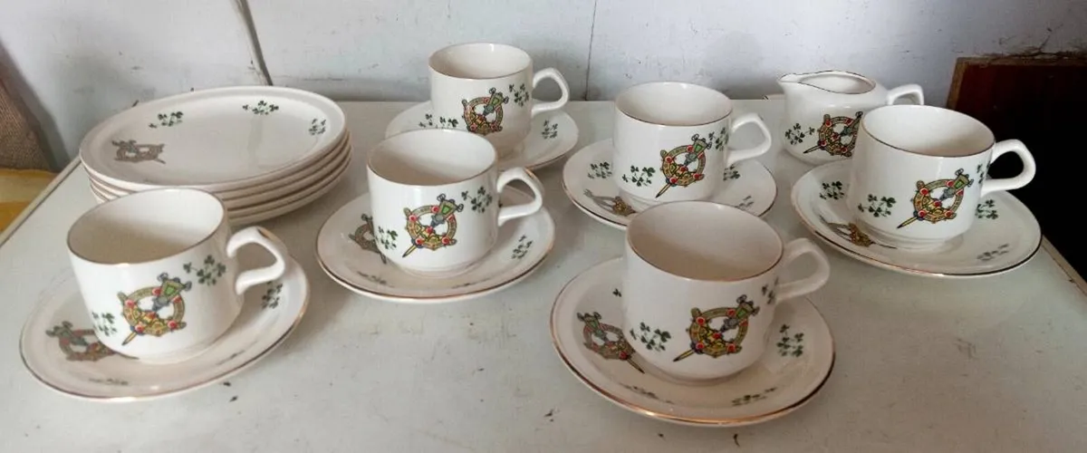 Vintage Carrigaline Tara Brooch Teaset - Image 1