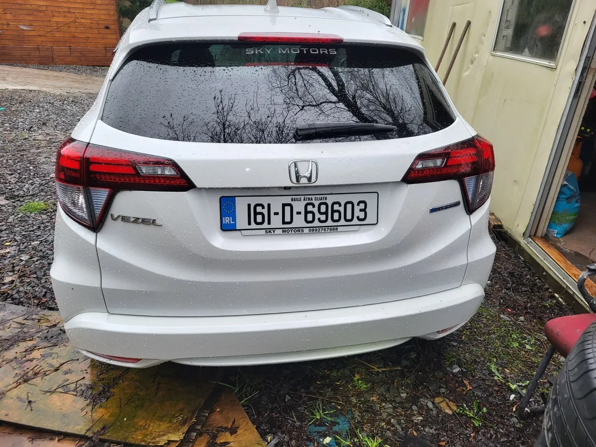 161  Honda Vezel  (hrv) 1,5 hybrid automatic - Image 3