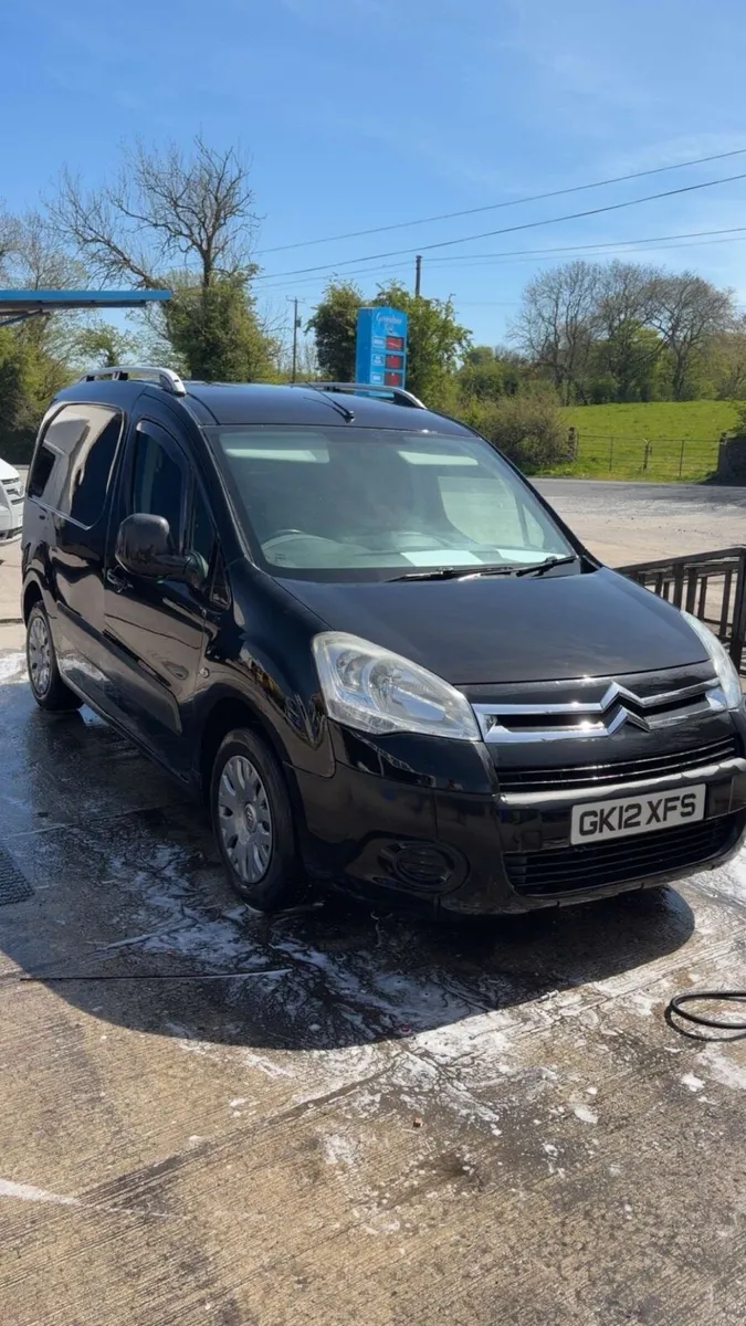 BERLINGO - Image 1