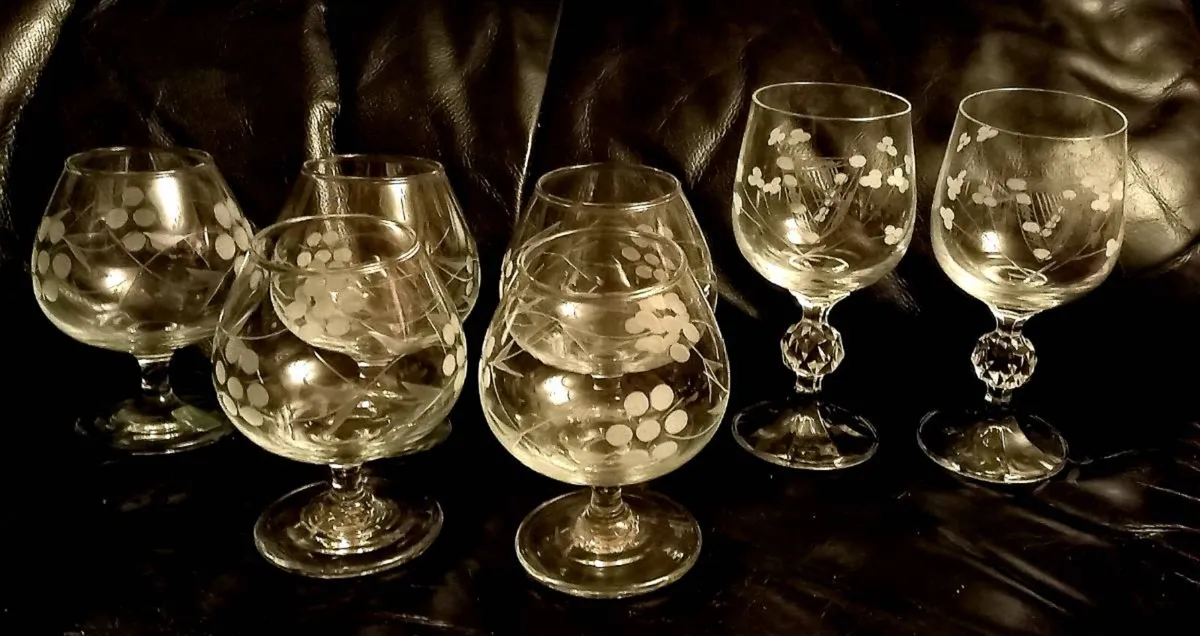 Vintage Duiske Sherry Wine Glasses (13) - Image 1