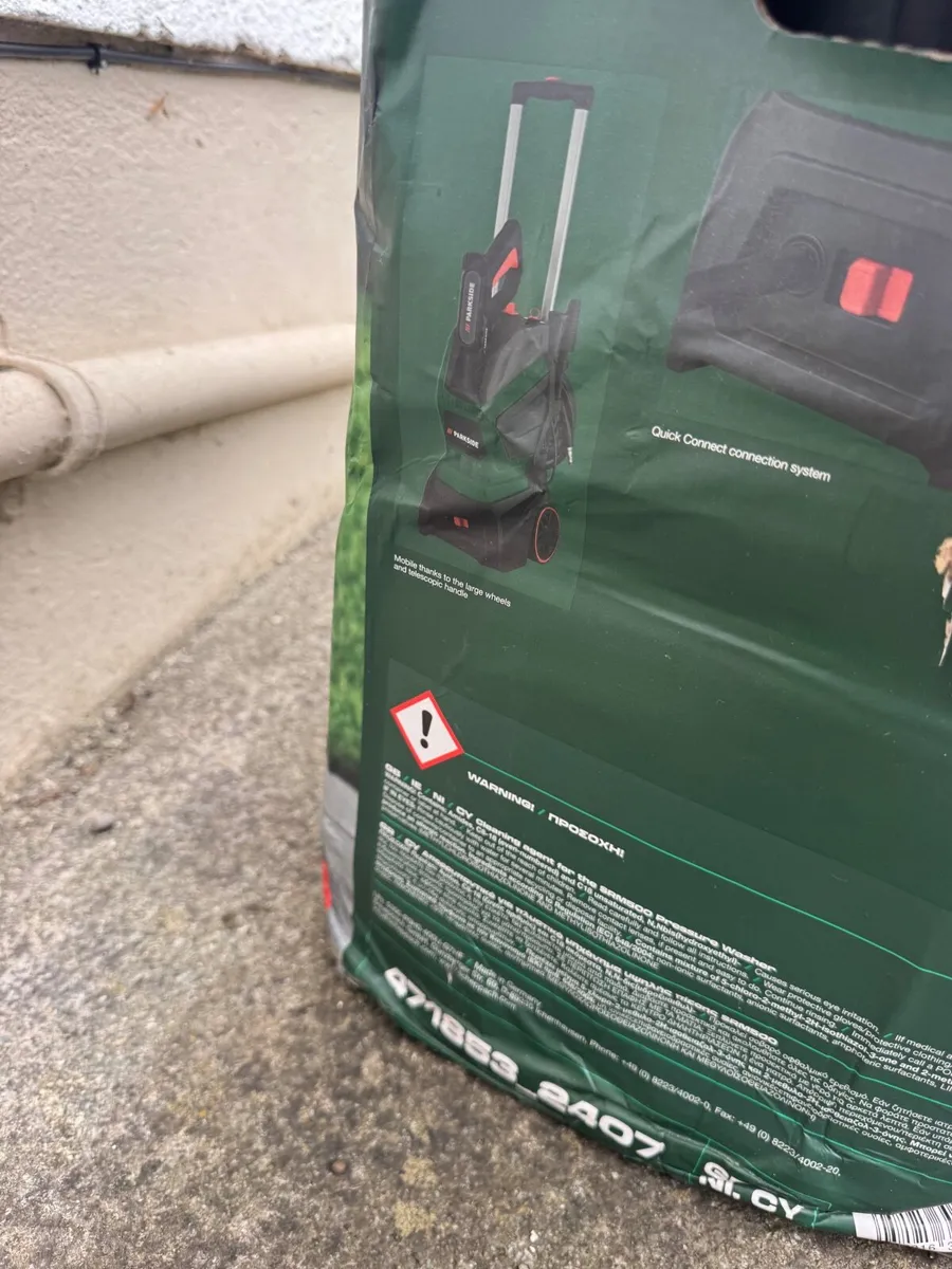 Pressure Washer - Image 4